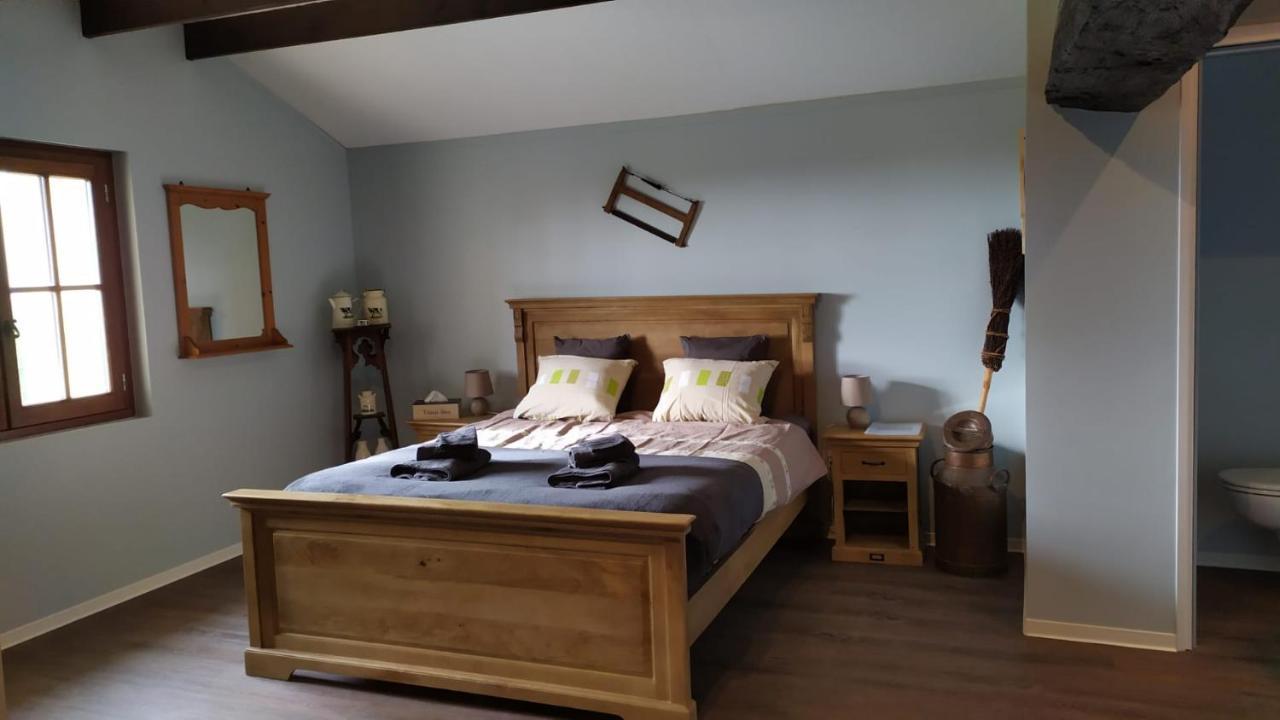 La Grange De Champagnac Bed & Breakfast Yvrac-et-Malleyrand Екстериор снимка